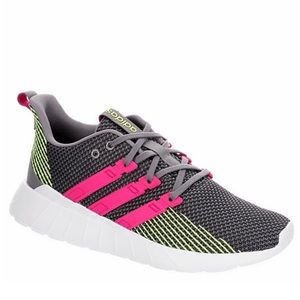 Adidas Questar Flow dark gray shoes